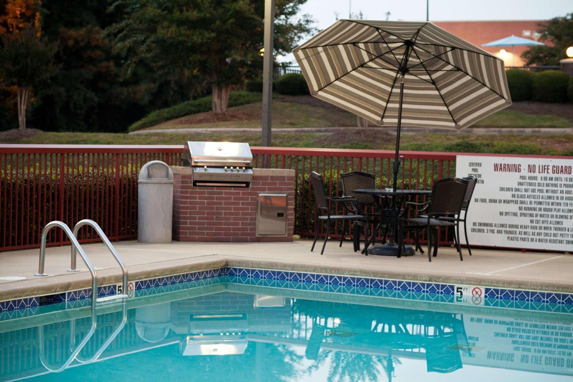 Hampton Inn Carrollton Ngoại thất bức ảnh